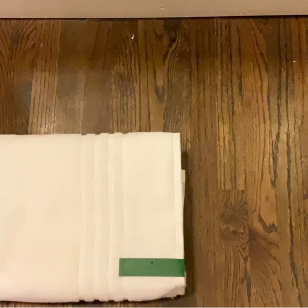 Kate spade towel ♠️ - Picture 4 of 6